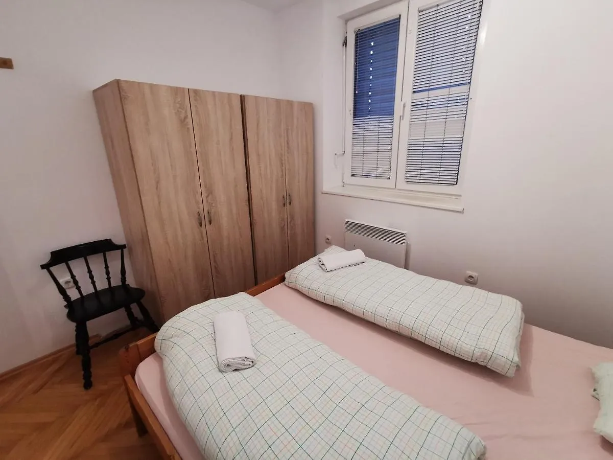 Apartment Trzaska With Free Parking Liubliana